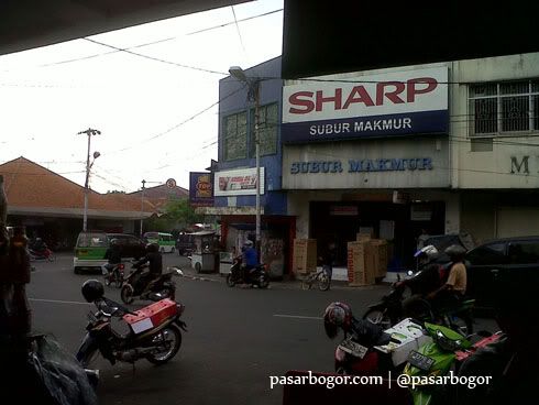 Jalan Veteran menuju Jl. Perintis Kemerdekaan