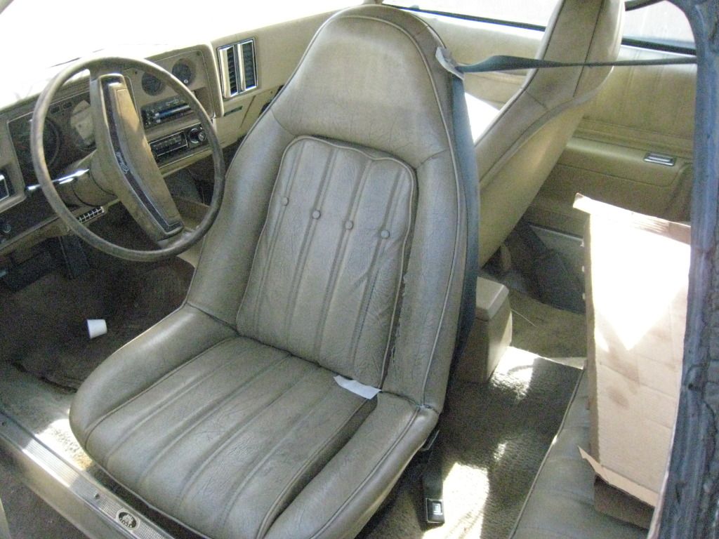 7377 MONTE CARLO BUCKET SEATS A.K.A OLD SCHOOL SWIVELS SEAT AND CENTER
