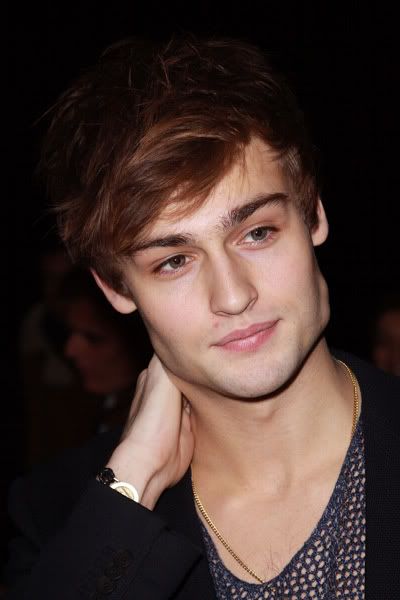 Douglas Booth - Images Gallery