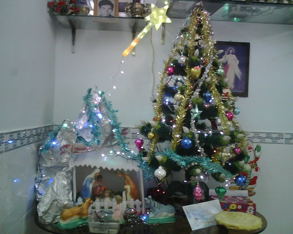 Nhà bạn nào làm CÂY THÔNG NOEL vào show hình coi ai đẹp hơn ai nhé ! - 1