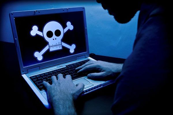 Trung Quốc bán máy tính cài sẵn malware
