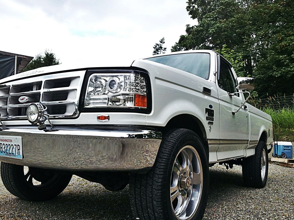 Single Piece Headlights? | Ford Powerstroke Diesel Forum