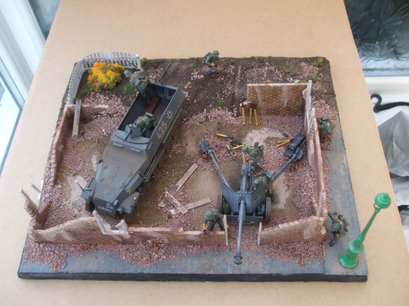 Tamiya Hanomag(3520) & Pak 40 (3547) Diorama - International Scale Modeller