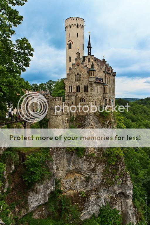 Замок лихтенштейн германия фото