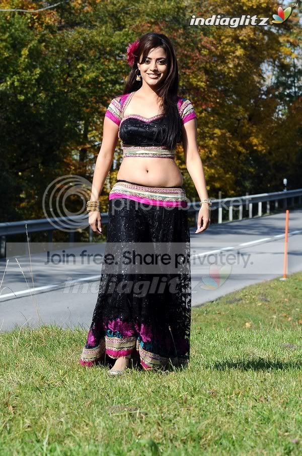 Nisha030112_013.jpg